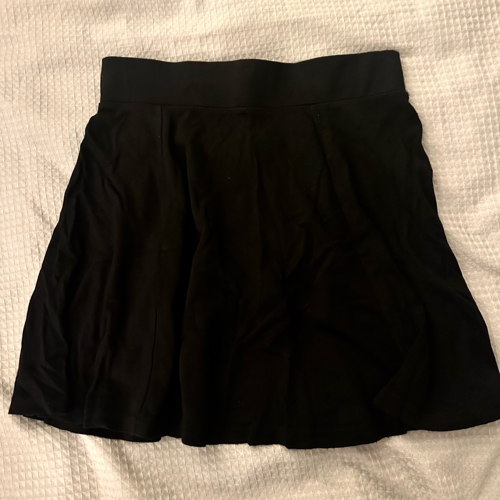 H&M black skirt